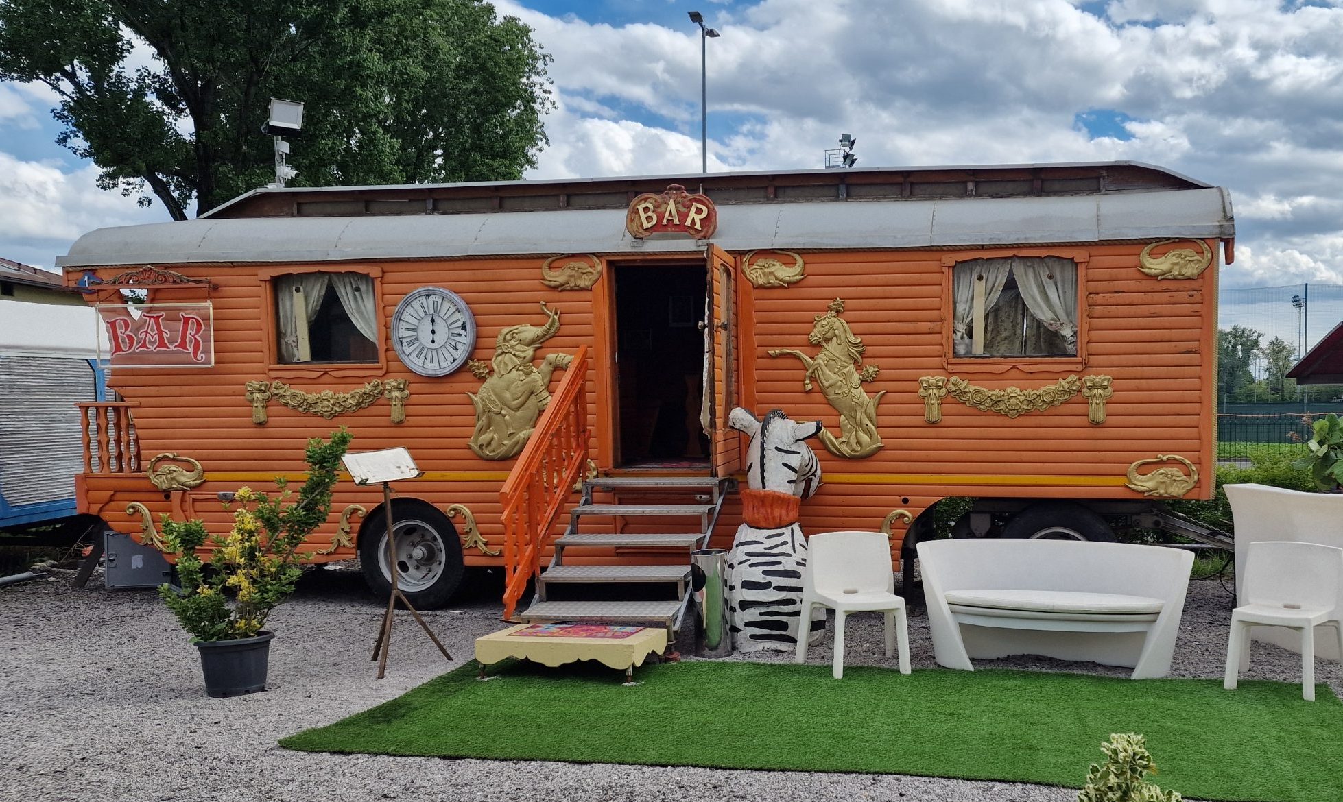 23 aprile Caravan Bistrot 2