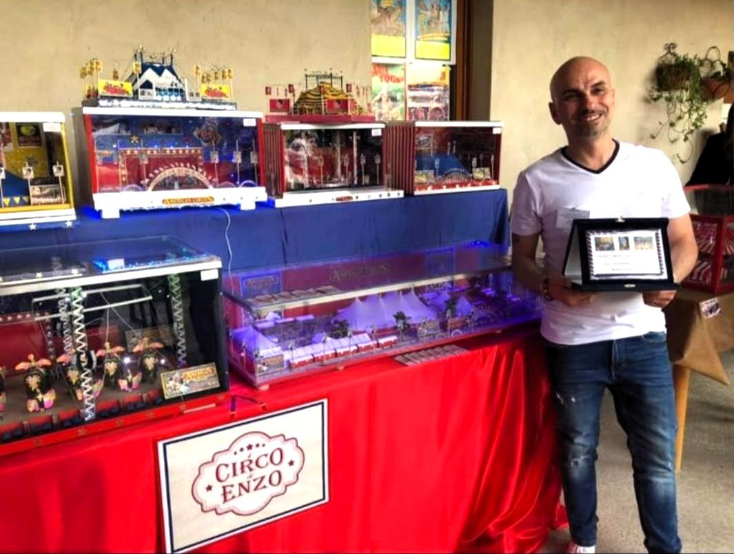 Enzo Rutigliano - Circo in miniatura